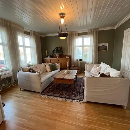 Holiday home Historic Fjord-view Hamre
