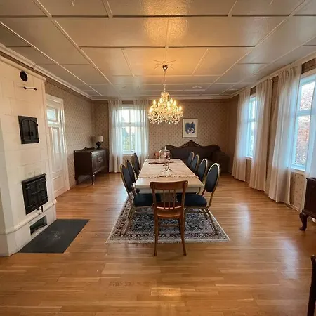Historic Fjord-view Hamre